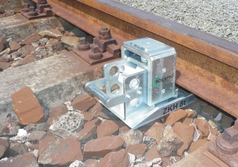 Zvedák hydraulický kolejový ZKH 8 t